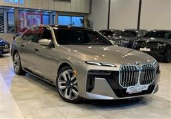 بي ام دبليو الفئة 7